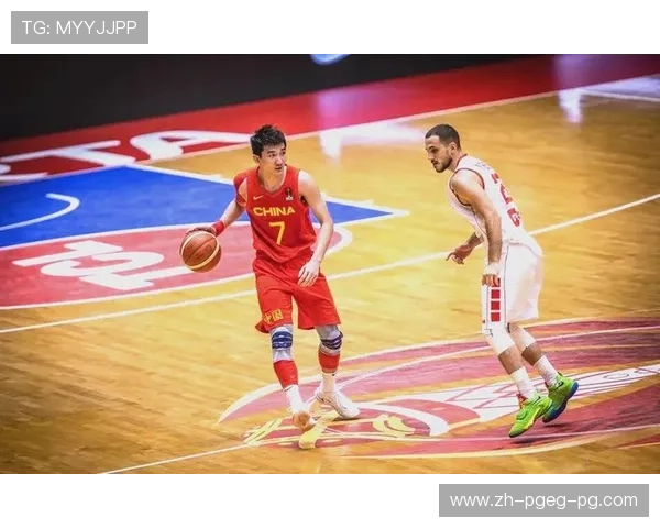 足球队CBA新生代球员从默默无闻到崭露头角的成长蜕变历程与心路历程